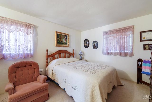 616 Magnolia Avenue, Bakersfield, CA 93305