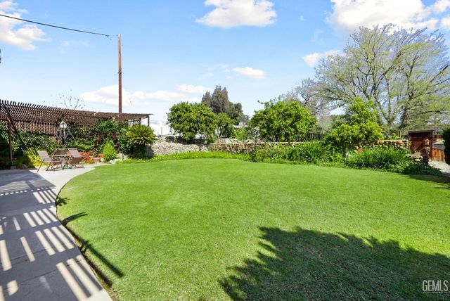 616 Magnolia Avenue, Bakersfield, CA 93305