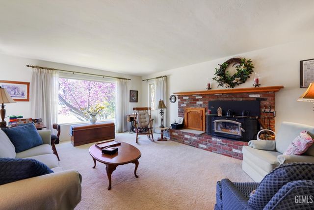 616 Magnolia Avenue, Bakersfield, CA 93305