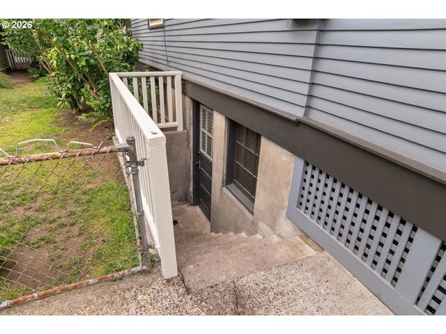 1815 Ne WASCO St, Portland, OR 97232