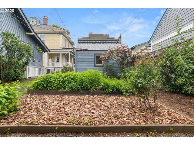1815 Ne WASCO St, Portland, OR 97232