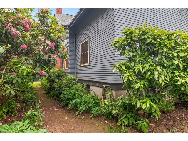 1815 Ne WASCO St, Portland, OR 97232