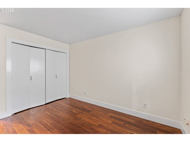 1858 SOUTHSHORE Blvd, Lake Oswego, OR 97034