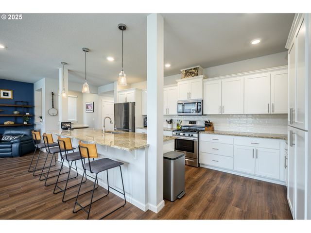 2690 Nw MEADOWS Dr, Mc Minnville, OR 97128