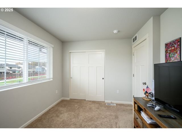 2690 Nw MEADOWS Dr, Mc Minnville, OR 97128