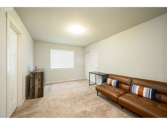 2690 Nw MEADOWS Dr, Mc Minnville, OR 97128