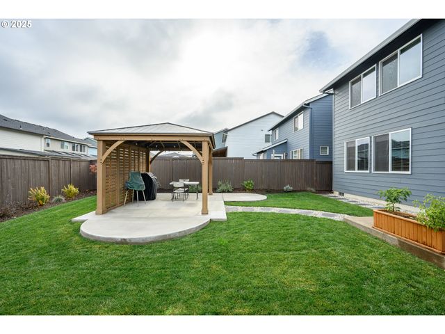 2690 Nw MEADOWS Dr, Mc Minnville, OR 97128