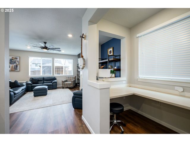 2690 Nw MEADOWS Dr, Mc Minnville, OR 97128