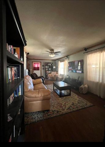 803 S Kindred St, Loraine, TX 79532