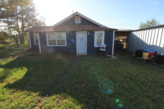 803 S Kindred St, Loraine, TX 79532