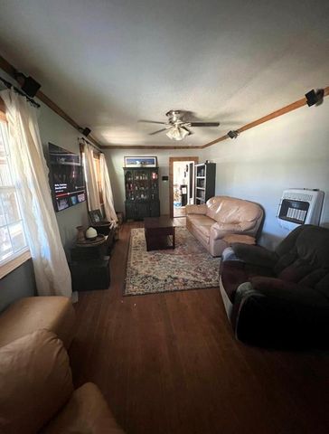 803 S Kindred St, Loraine, TX 79532