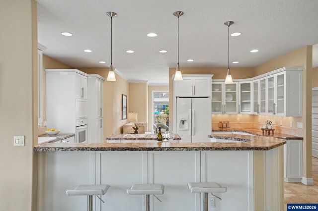 552 SE Arbor Ct, Sublimity, OR 97385