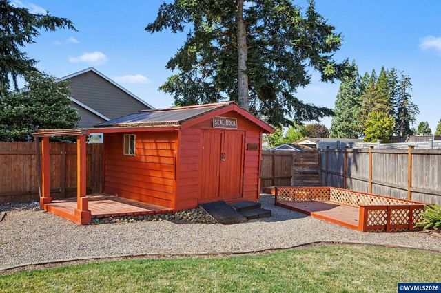 552 SE Arbor Ct, Sublimity, OR 97385