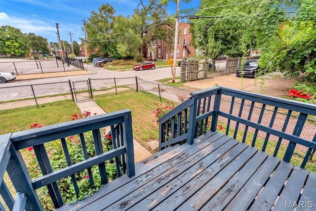 3745 Pennsylvania Avenue, St Louis, MO 63118