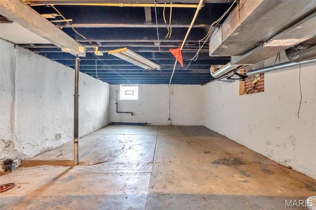 3745 Pennsylvania Avenue, St Louis, MO 63118
