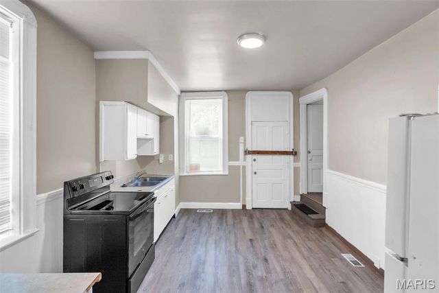 3745 Pennsylvania Avenue, St Louis, MO 63118