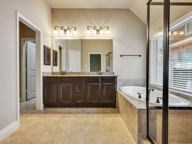 4131 N Creekmont Drive, Fresno, TX 77545