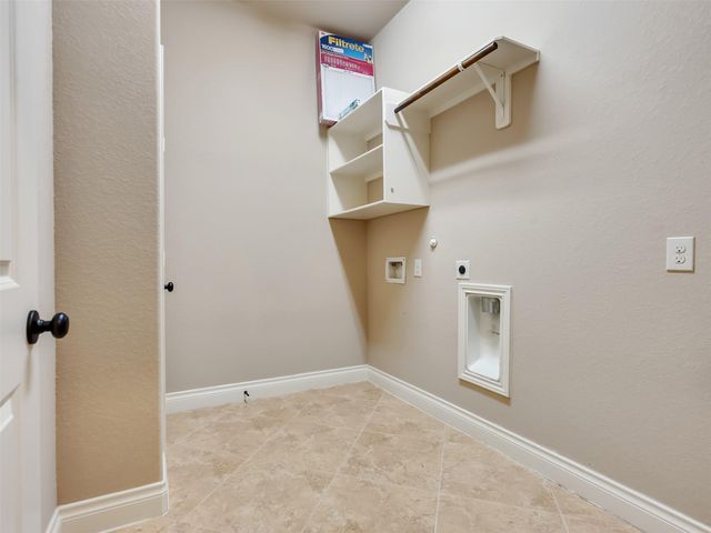 4131 N Creekmont Drive, Fresno, TX 77545