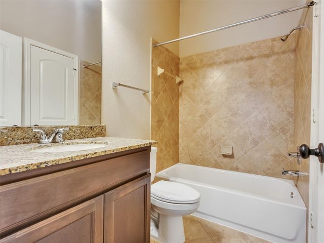 4131 N Creekmont Drive, Fresno, TX 77545