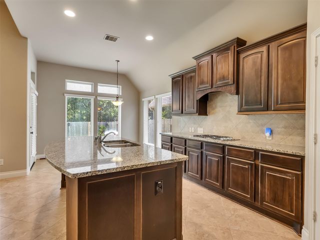 4131 N Creekmont Drive, Fresno, TX 77545