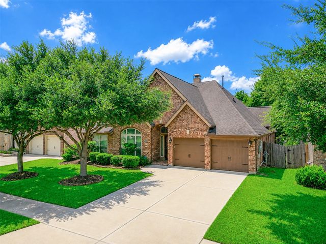 4131 N Creekmont Drive, Fresno, TX 77545