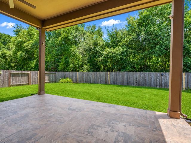 4131 N Creekmont Drive, Fresno, TX 77545