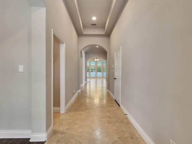4131 N Creekmont Drive, Fresno, TX 77545