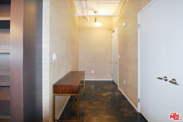 849 S Broadway 811, Los Angeles, CA 90014