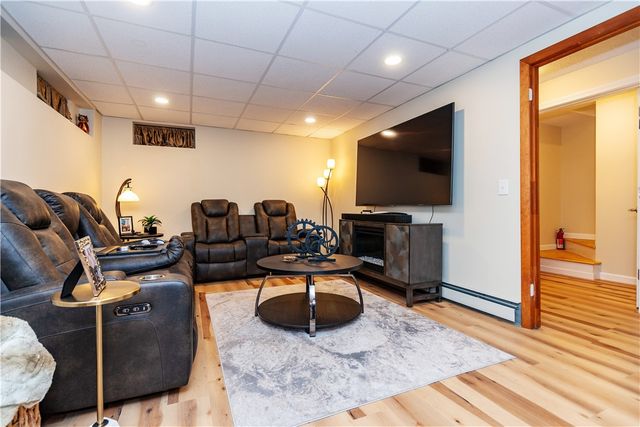 75 Division Road 5, West Greenwich, RI 02817