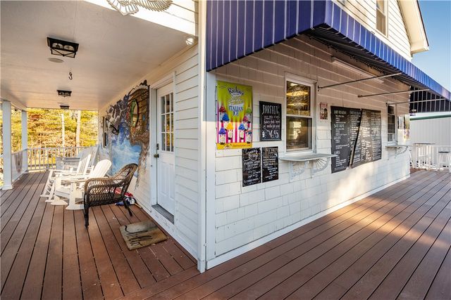 75 Division Road 5, West Greenwich, RI 02817