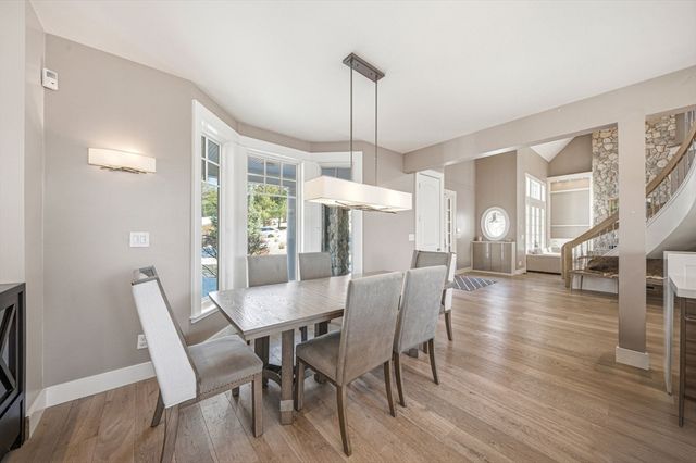 68 Prospect Hill Rd, Harvard, MA 01451