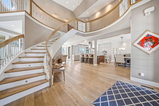 68 Prospect Hill Rd, Harvard, MA 01451