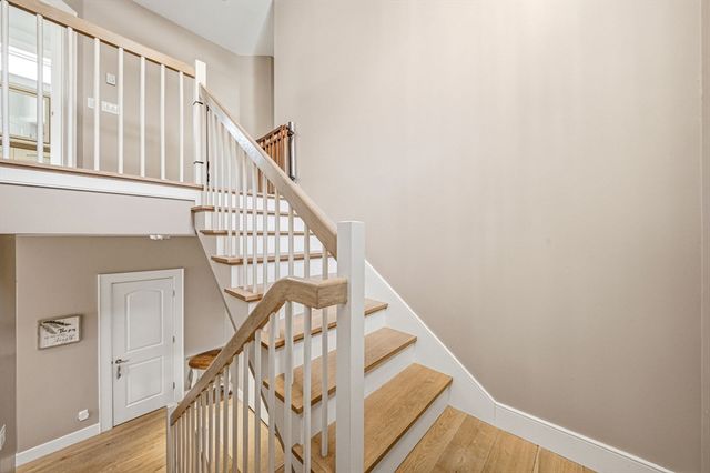 68 Prospect Hill Rd, Harvard, MA 01451