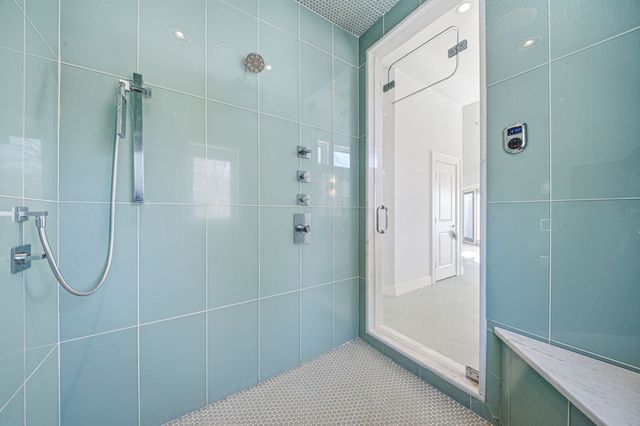 68 Prospect Hill Rd, Harvard, MA 01451