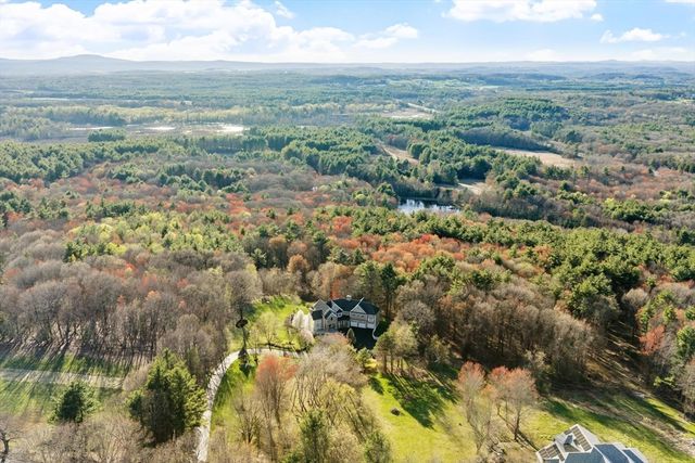 68 Prospect Hill Rd, Harvard, MA 01451