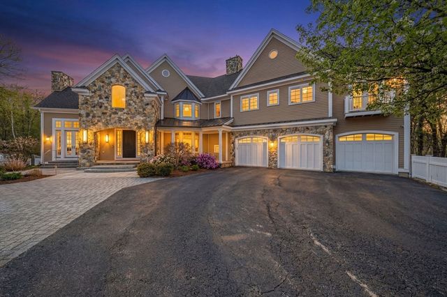 68 Prospect Hill Rd, Harvard, MA 01451