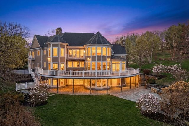 68 Prospect Hill Rd, Harvard, MA 01451
