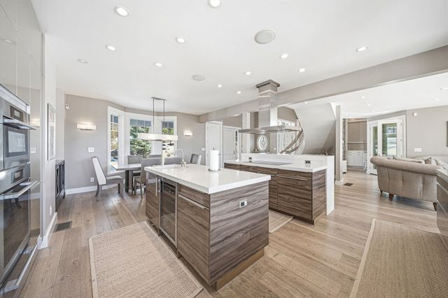 68 Prospect Hill Rd, Harvard, MA 01451