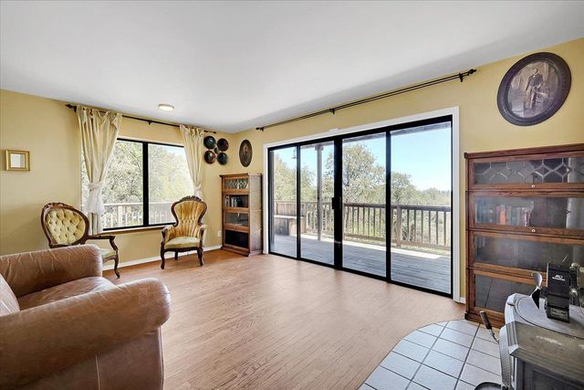 9198 Winding Way, Oregon House, CA 95962