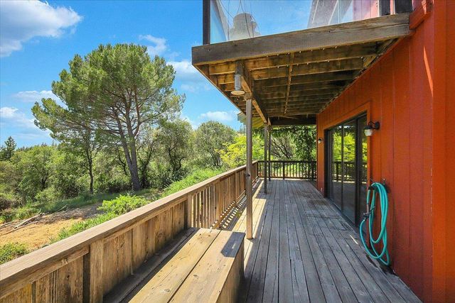 9198 Winding Way, Oregon House, CA 95962