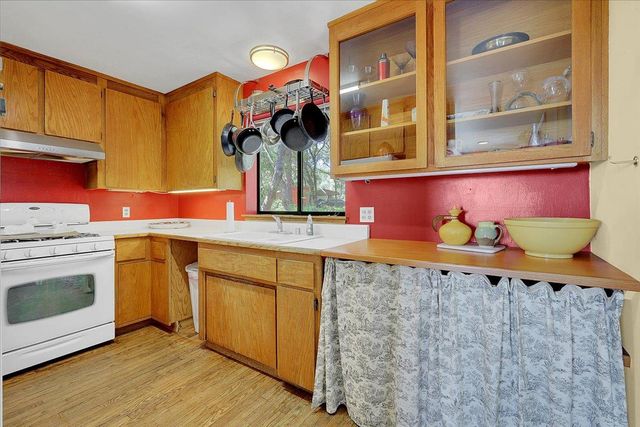 9198 Winding Way, Oregon House, CA 95962