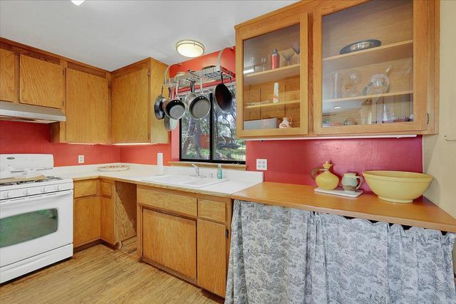 9198 Winding Way, Oregon House, CA 95962