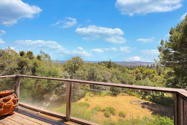 9198 Winding Way, Oregon House, CA 95962