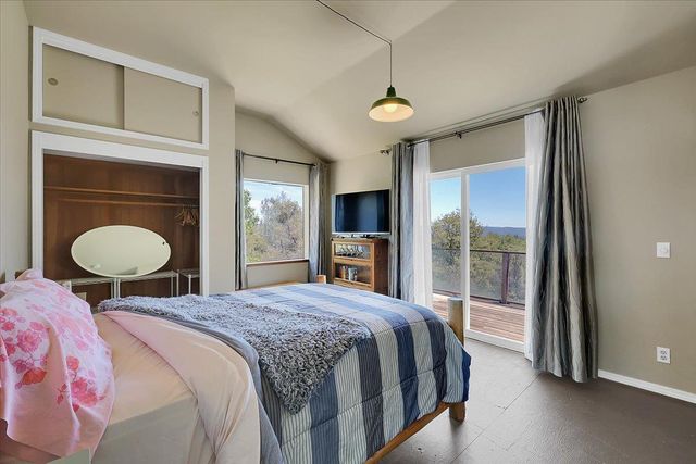 9198 Winding Way, Oregon House, CA 95962
