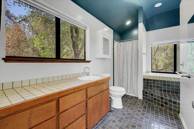9198 Winding Way, Oregon House, CA 95962