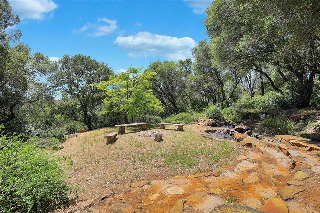9198 Winding Way, Oregon House, CA 95962