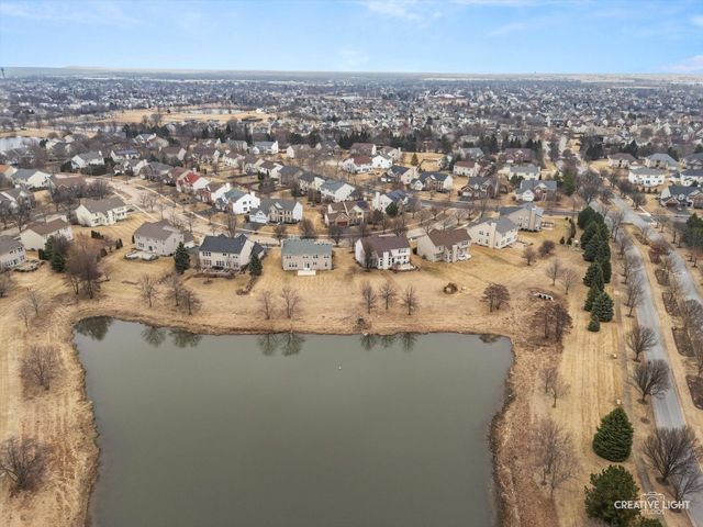 329 Chick Evans Street, Bolingbrook, IL 60490