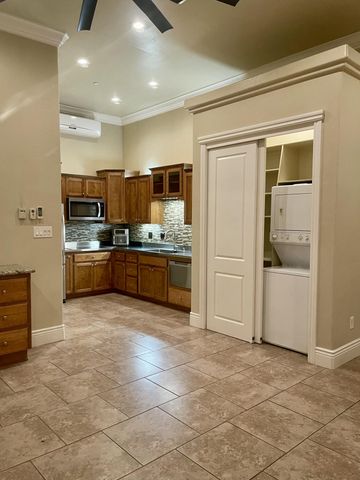 12600 Autumn Oaks Lane, Redding, CA 96003