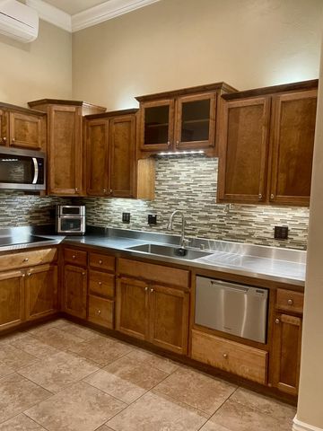 12600 Autumn Oaks Lane, Redding, CA 96003