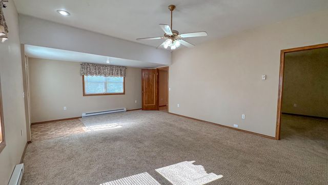 248 E Marshfield Street, Hartville, MO 65667